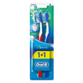 3D White Fresh Medium Toothbrush Duo