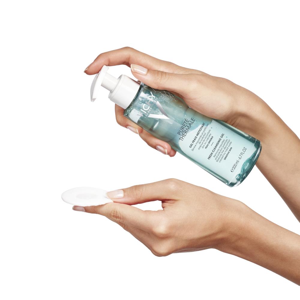 Purete Thermale Gel Cleanser