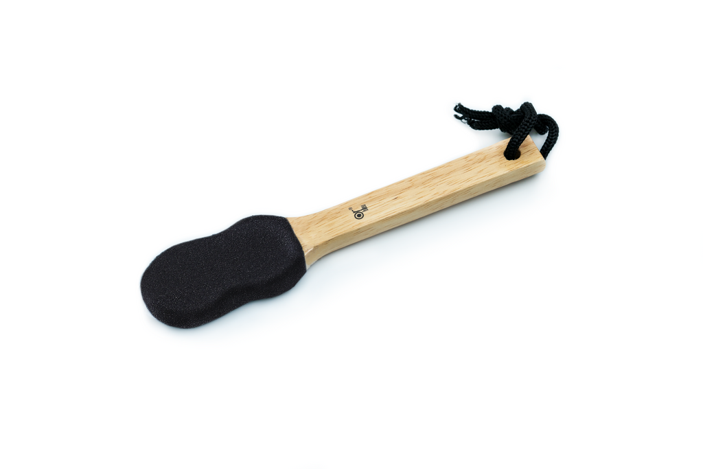 CALLUS RASP WOODEN HANDLE